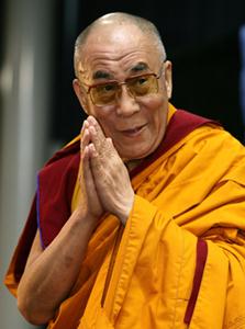 Его Святейшество Далай-Лама XIV. Объяснения по текстам Чже Цонкапы «Восхваление взаимозависимого возникновения» и «Три основы пути»