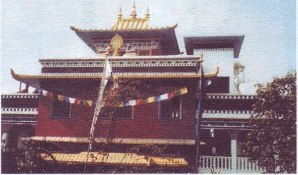 Внешний вид современного храма традиции Нингма в США.