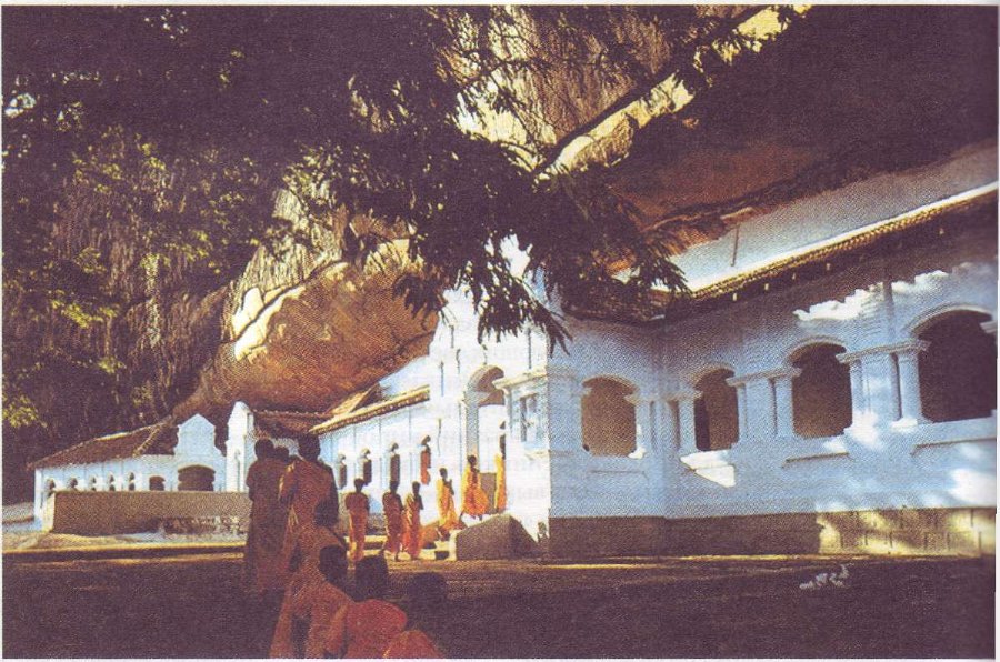 Рангири Дамбулу. Раджамаха Вихара. Шри Ланка, XVIII в.