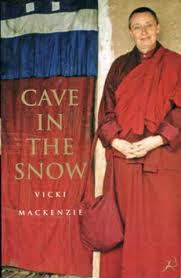 Vicki Mackenzie  Cave in the snow. A western womans quest for enlightenment